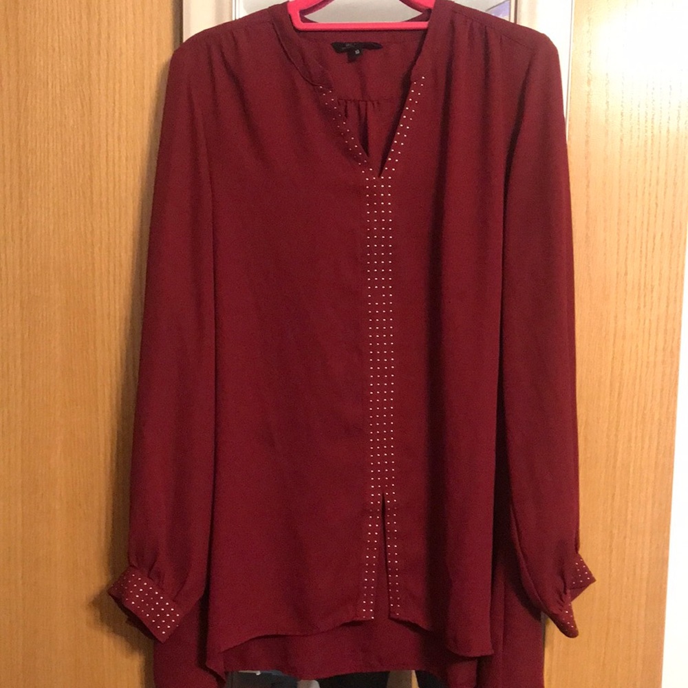 Red Renaur size 10 blouse with gold bling detail.  Long sleeve V neck